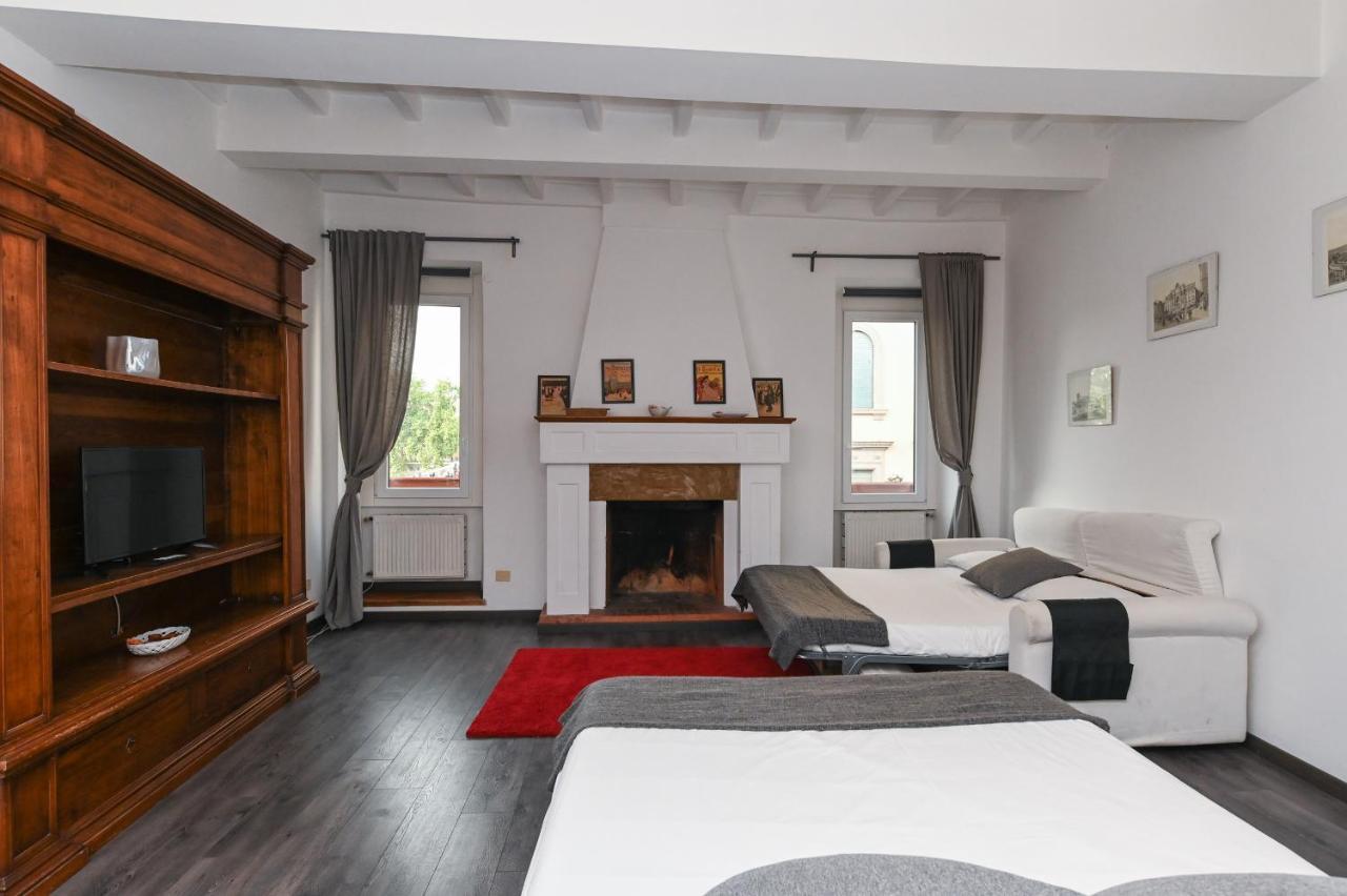 Gorgeous Trastevere Loft On The River Rome Exterior photo