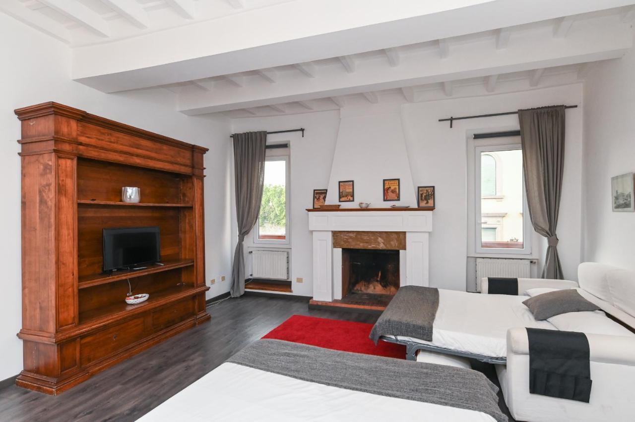 Gorgeous Trastevere Loft On The River Rome Exterior photo